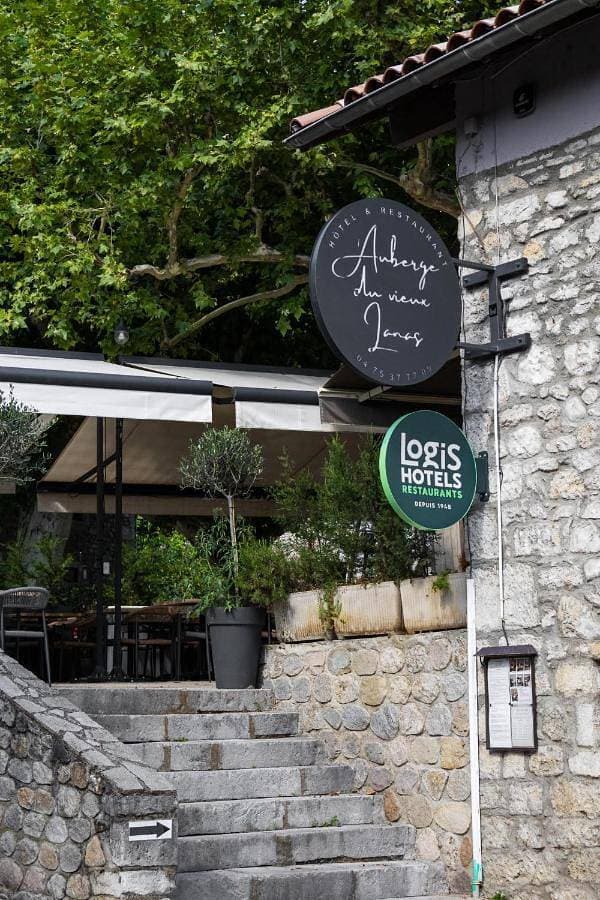 Auberge du Vieux Lanas Logis Hotel Restaurant 1