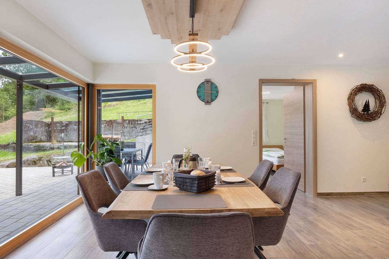 Foto 11 von 36: Ferienwohnung 'Waldblick Mühlenbach' mit Bergblick, privater Terrasse und Wi-Fi