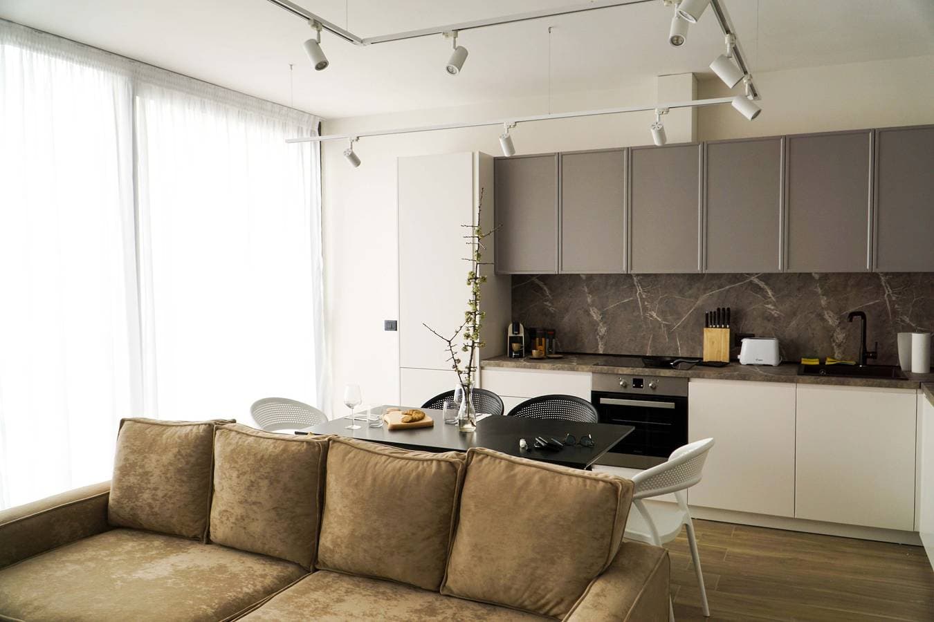 Foto 6 von 52: Olea Residence, luxuriöses Apartment mit Meerblick und Privatstrand 2 Min