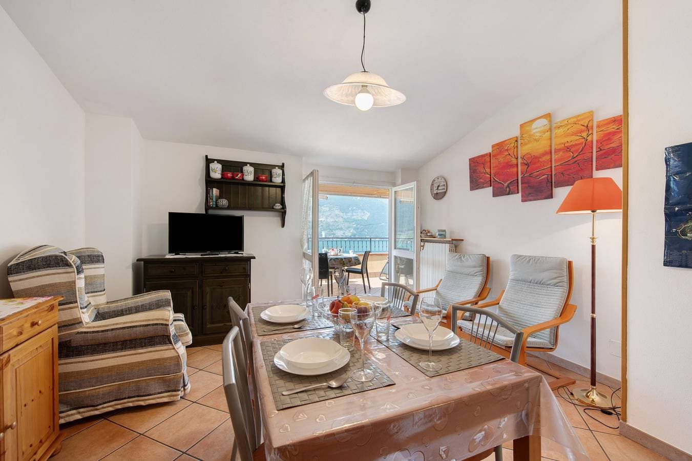 Foto 5 von 33: Ferienwohnung "Bella Isola" mit Seeblick, privater Terrasse und WLAN