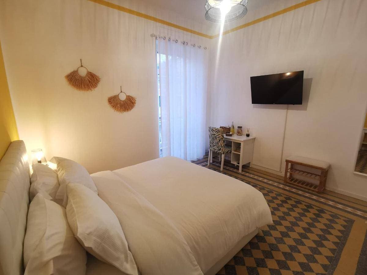 Foto 5 von 24: Double Room with Private External Bathroom