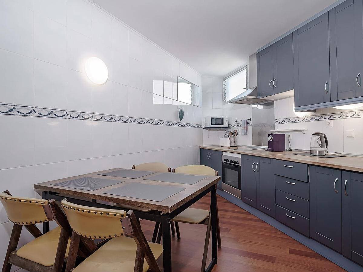 Foto 4 von 33: Two-Bedroom Apartment