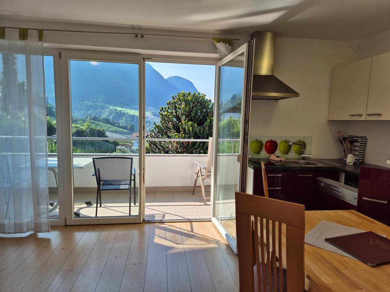 Foto 7 von 10: Apartment with Garden View