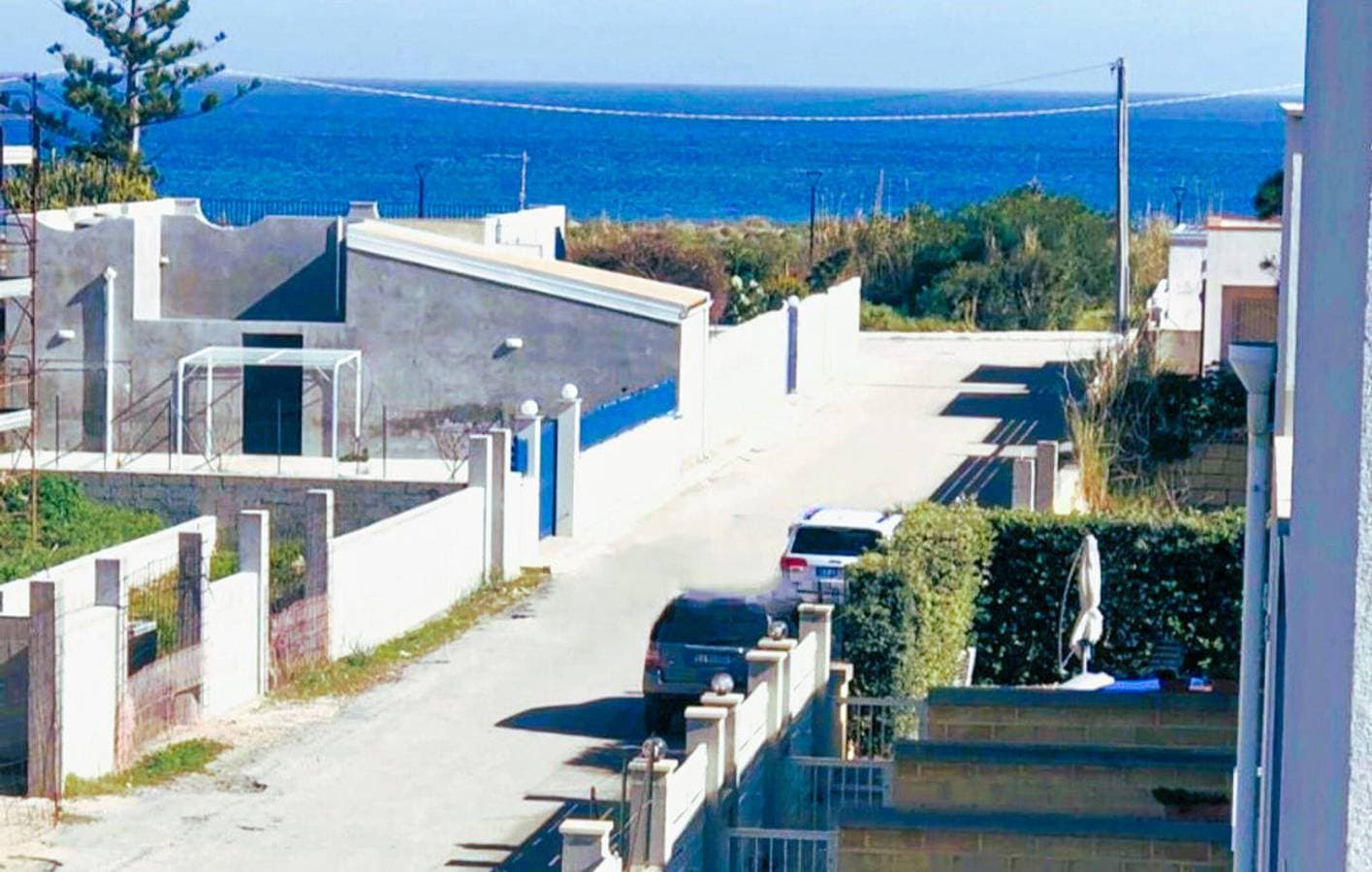 Foto 8 von 48: Paradies am Strand mit Pool und Terrasse