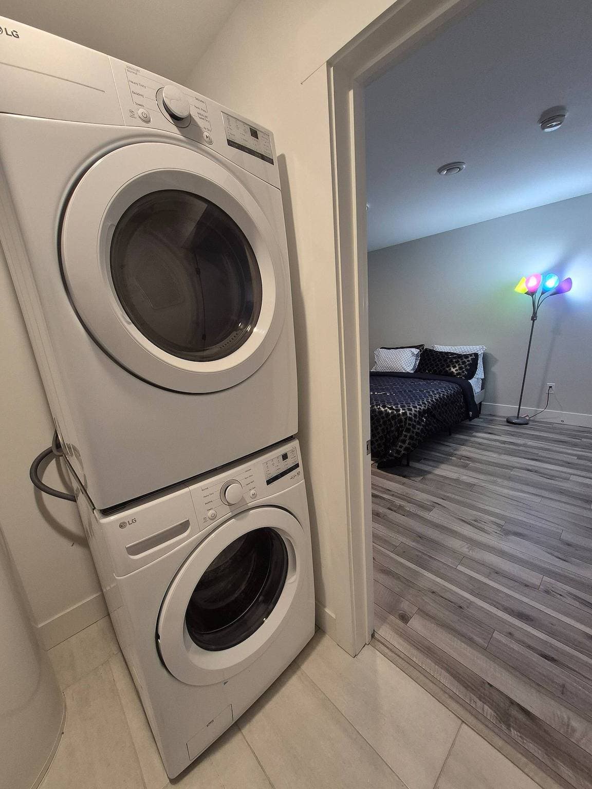 Foto 9 von 15: Gemütliches, neu erbautes Zimmer