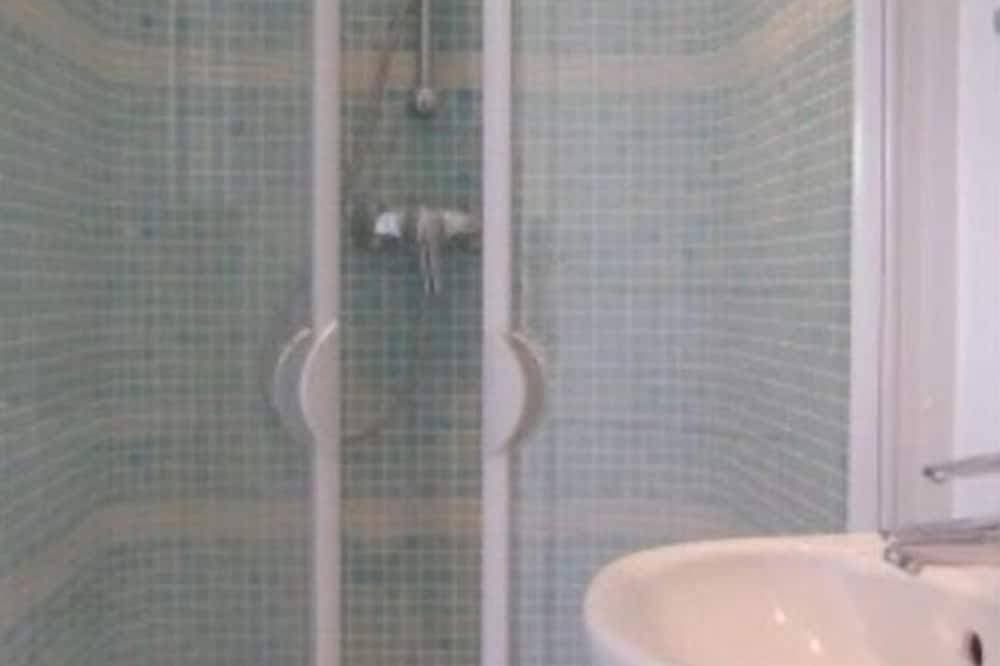Foto 4 von 9: Small independant Condo French riviera