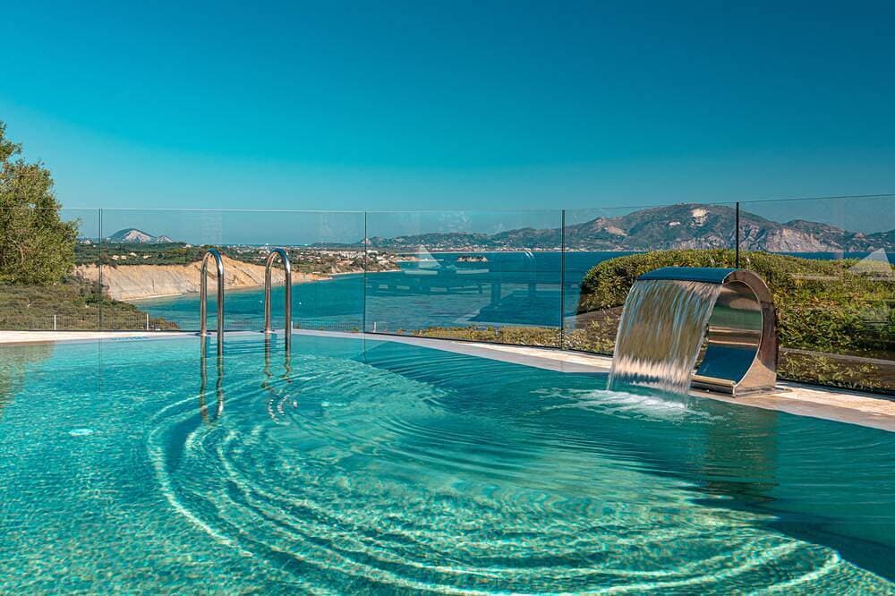 Foto 6 von 7: Kymaros exklusive Villa Lofos, 3 Schlafzimmern, privatem Pool, Meerblick