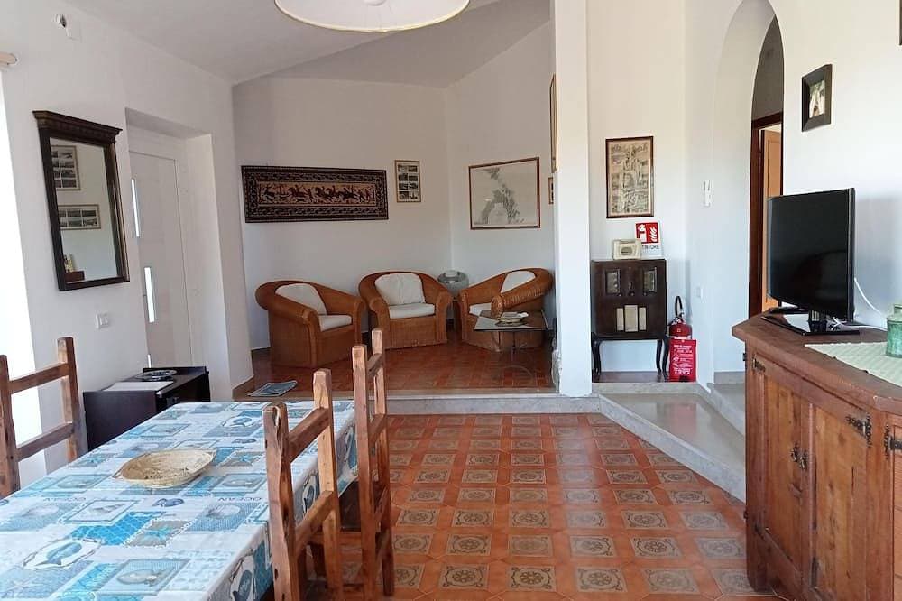 Foto 7 von 30: Wohnung im Familienhaus, umgeben von Grün