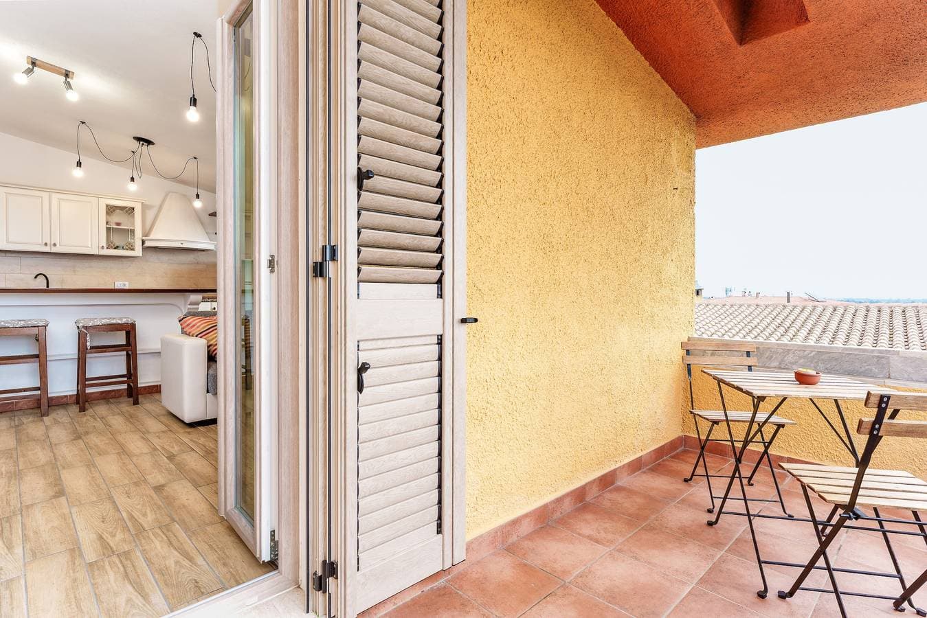 Foto 5 von 23: Ferienwohnung 'Cozy and Cool Flat' mit Bergblick und Balkon