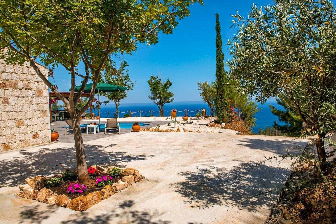 Foto 8 von 32: Villa für 2 Personen mit Terrasse