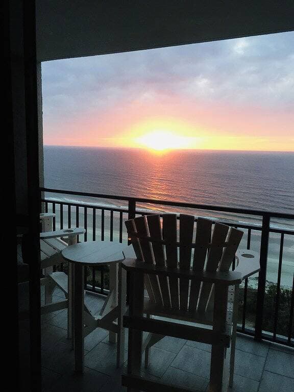 Foto 5 von 29: Kingsize-Bett, Ocean Front, tolle Paare,<br>5 Sterne Unterkünfte