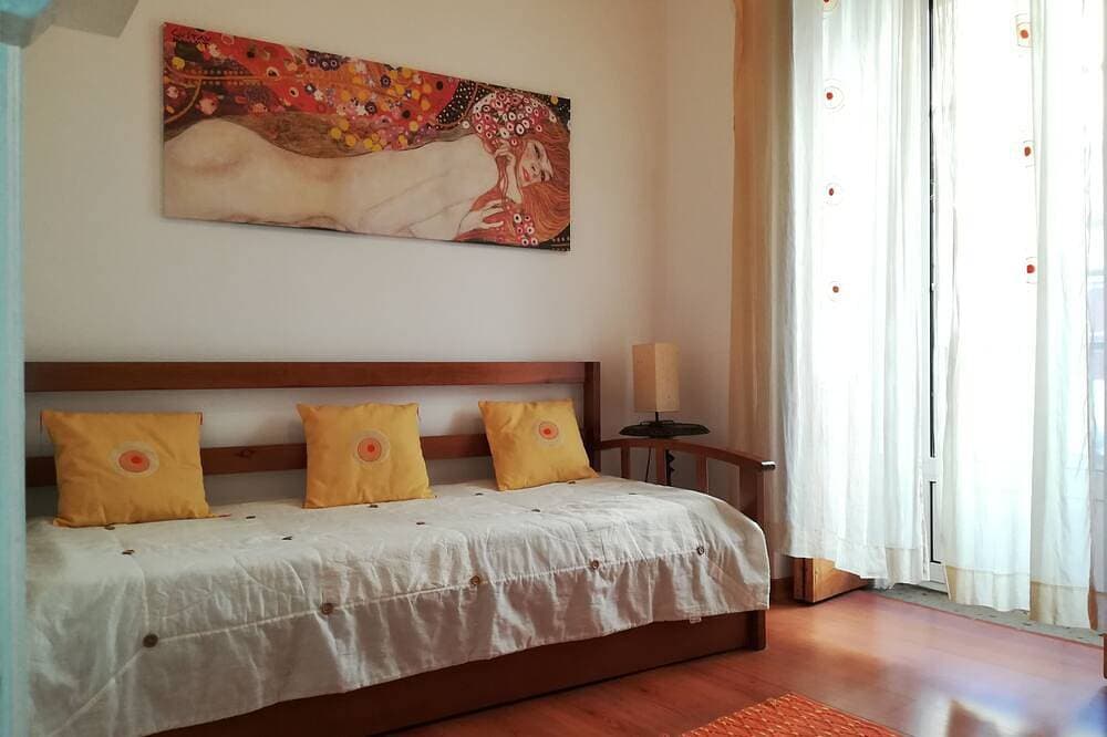 Typical apartment in the center of Lisbon, near the historic center 1