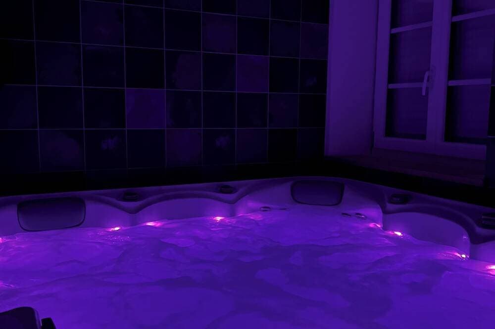 Foto 10 von 14: Bed and breakfast with private Jacuzzi in secluded countryside setting. Relaxation guaranteed!