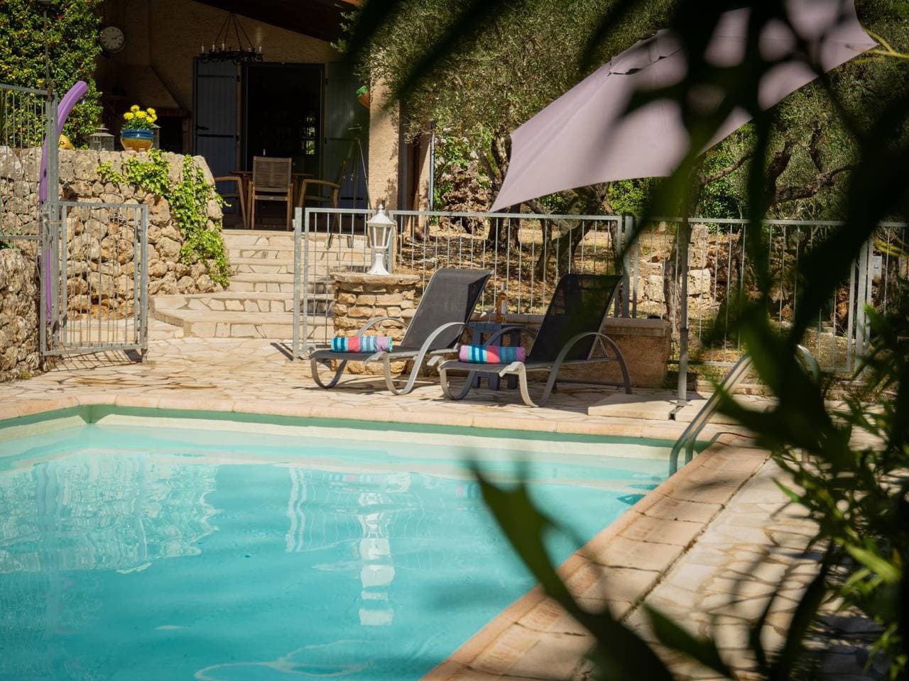 Foto 7 von 39: Kinderfreundliche Villa mit Pool