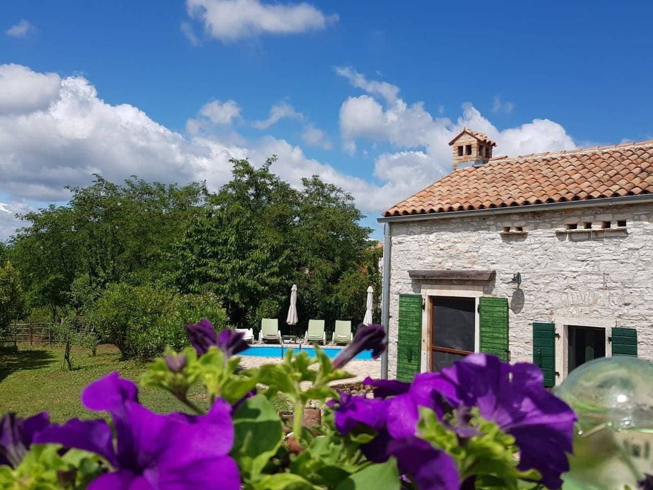 In Bratulići mit Privatem Pool 1