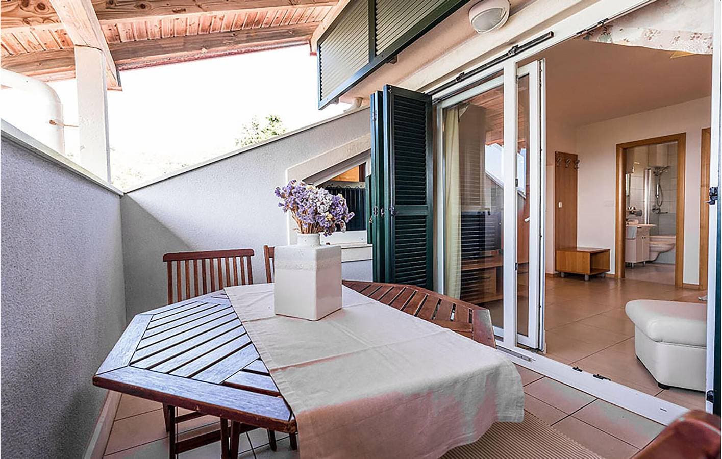 Foto 12 von 26: Charmante Ferienwohnung mit Pool, in der Nähe der Küste und von Restaurants