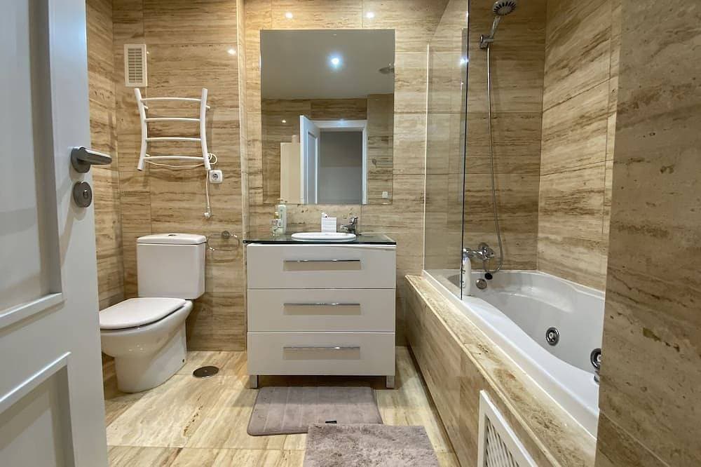 Foto 9 von 30: Luxury and spacious 3-bed Penthouse apartment in fabulous Gualdalmansa