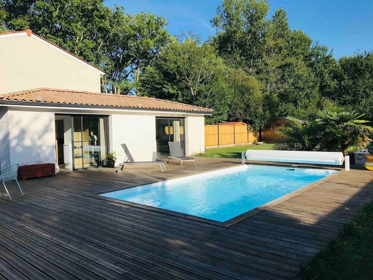 Guest House avec piscine et jardin Privatifs 1