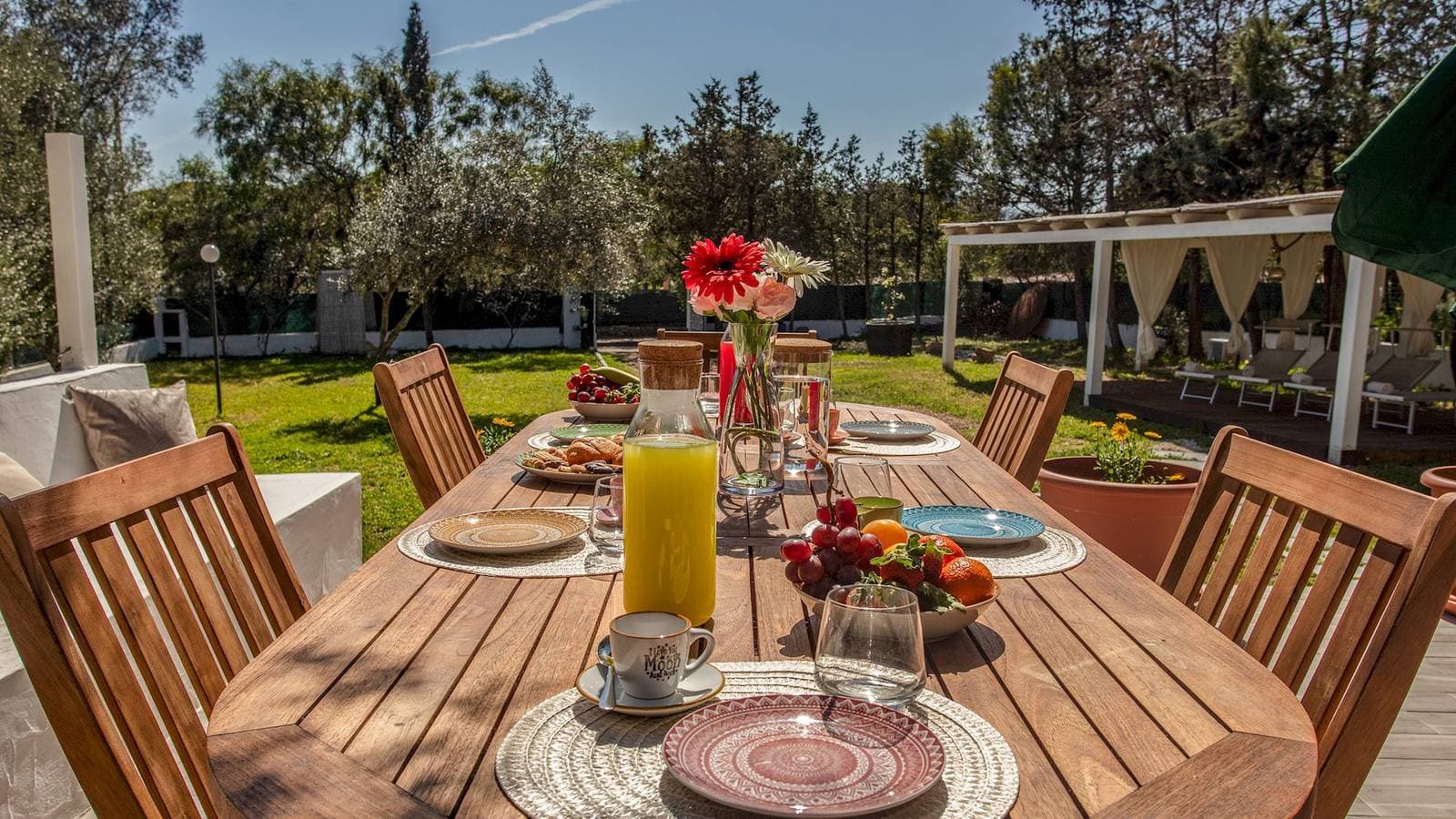 Foto 10 von 25: Villa für 6 Personen mit Terrasse