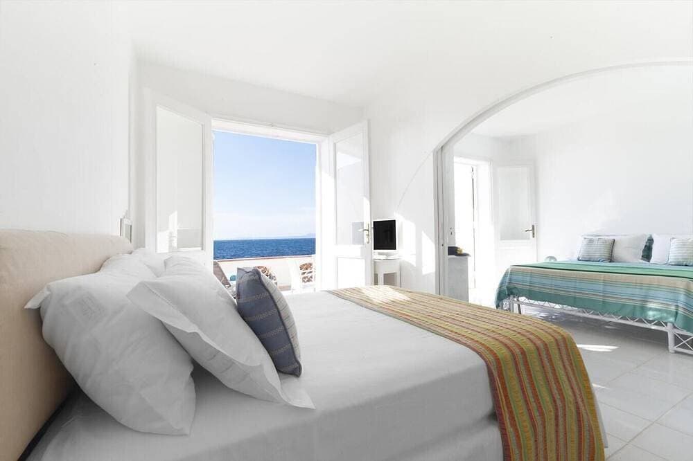 Foto 4 von 30: Villa Mia - Sea front private villa close to town
