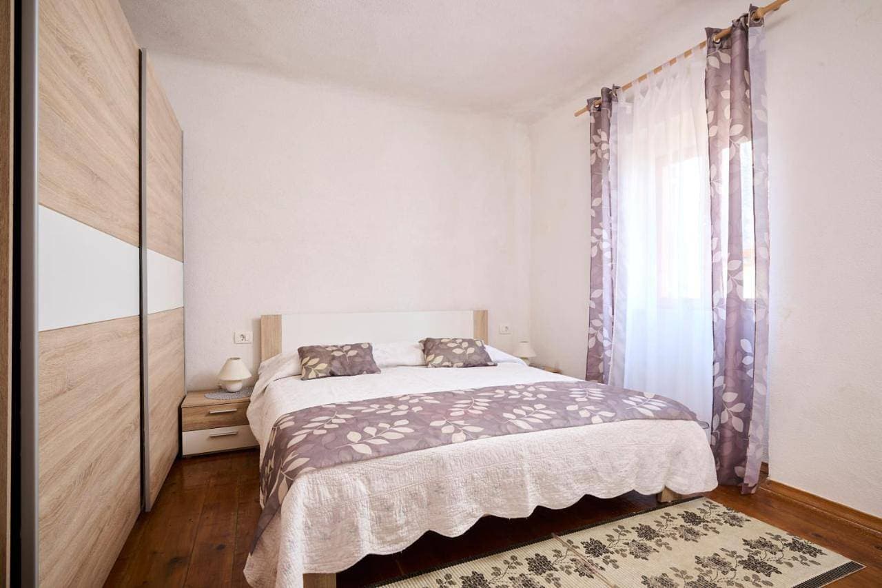Foto 5 von 11: Two-Bedroom Apartment