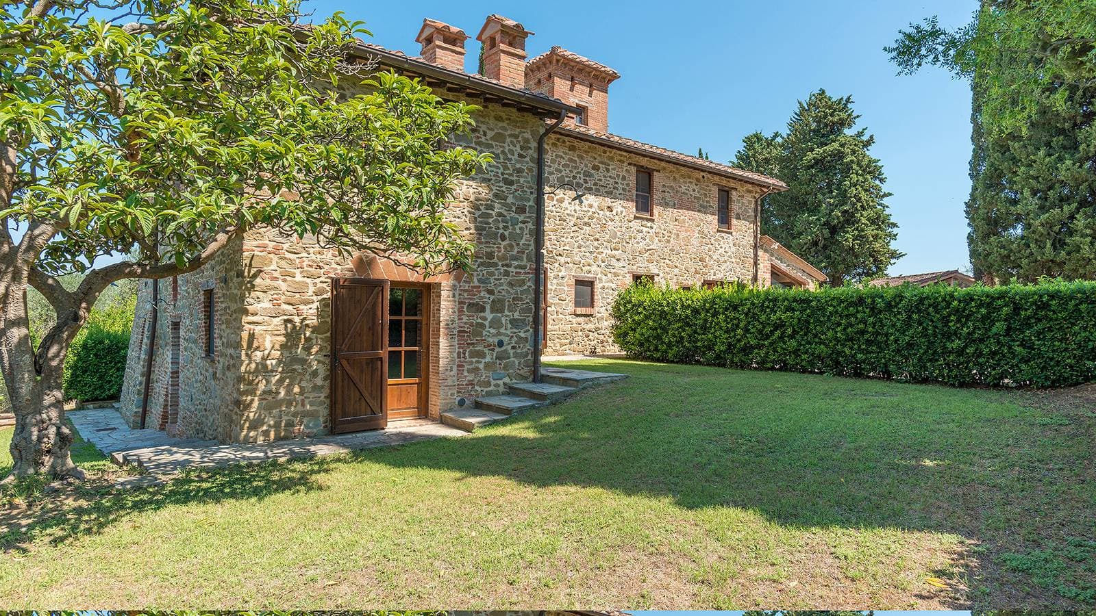 Foto 8 von 47: Villa für 14 Personen mit Garten