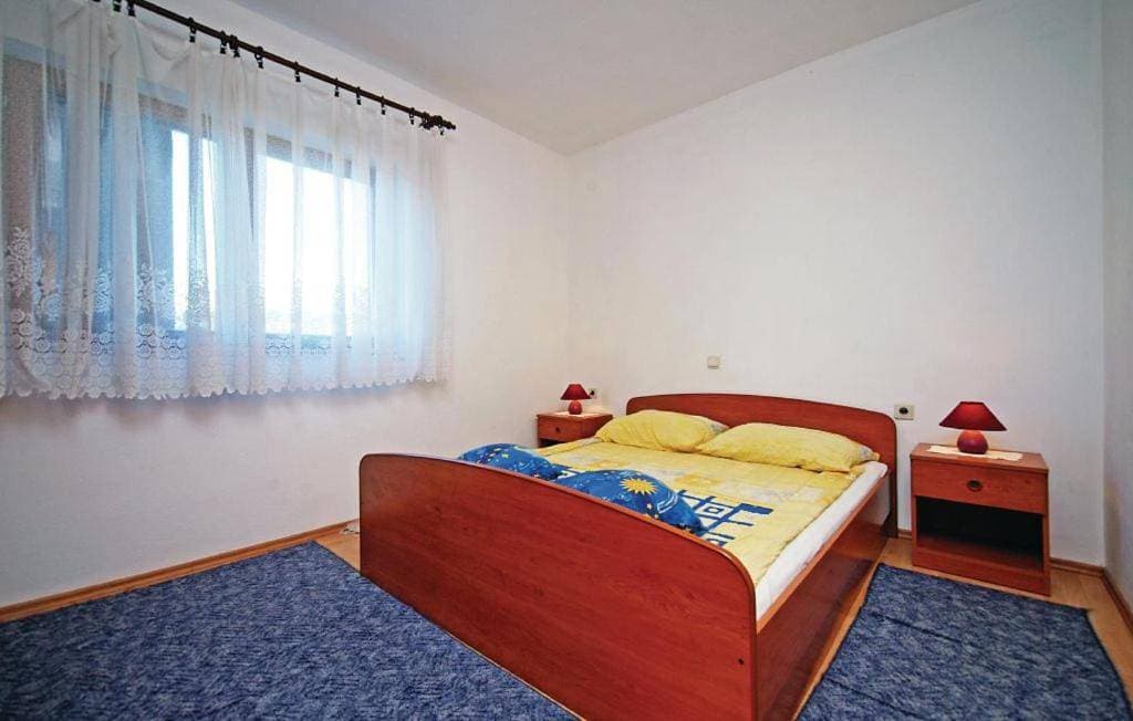 Foto 4 von 37: Two-Bedroom Apartment