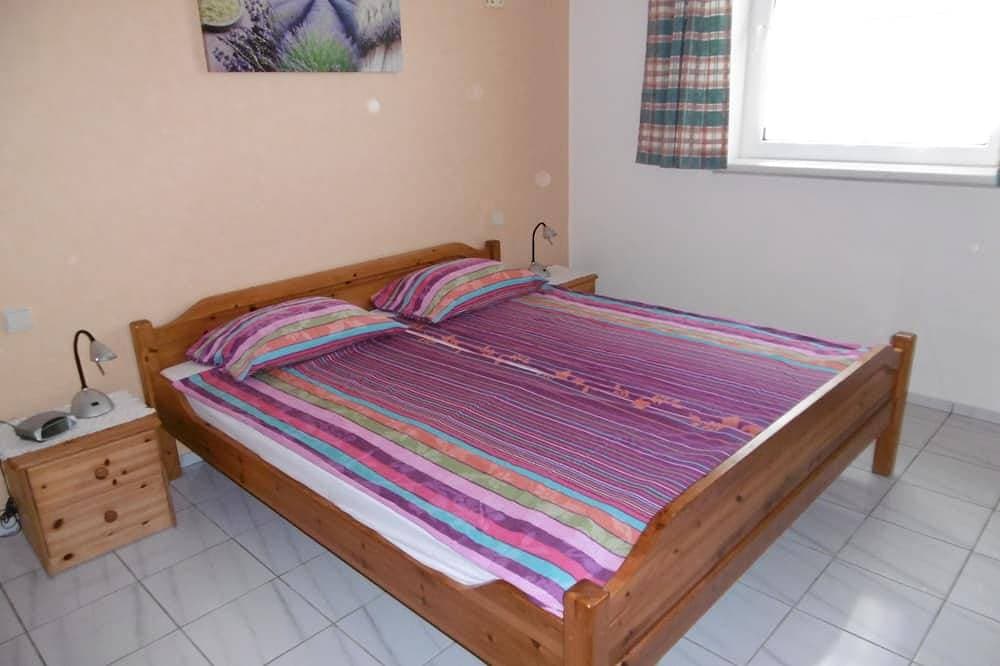 Foto 2 von 15: Bungalow with apartment in a quiet location and large pool