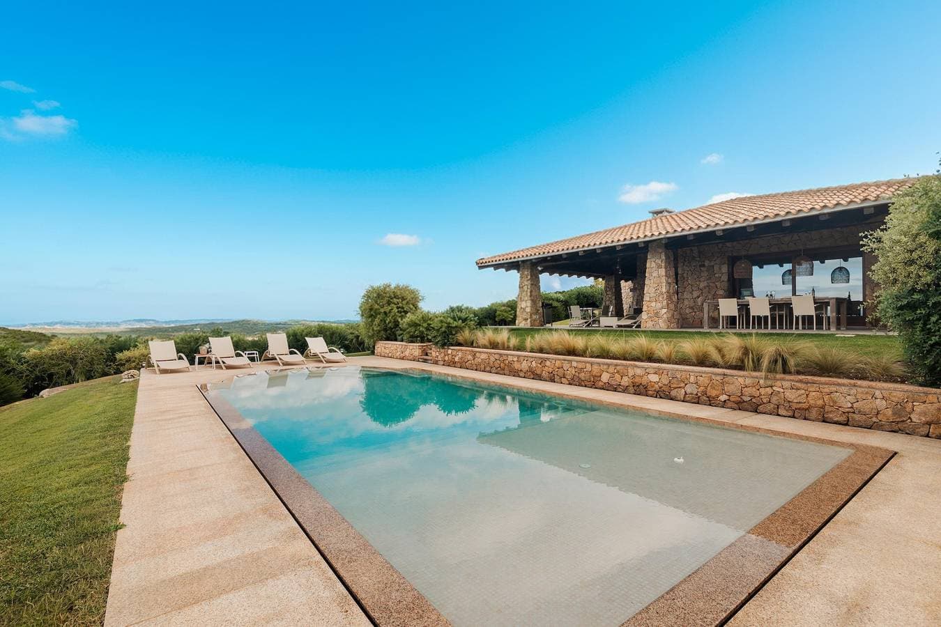 Foto 5 von 48: Villa Marinella - Santa Teresa G...