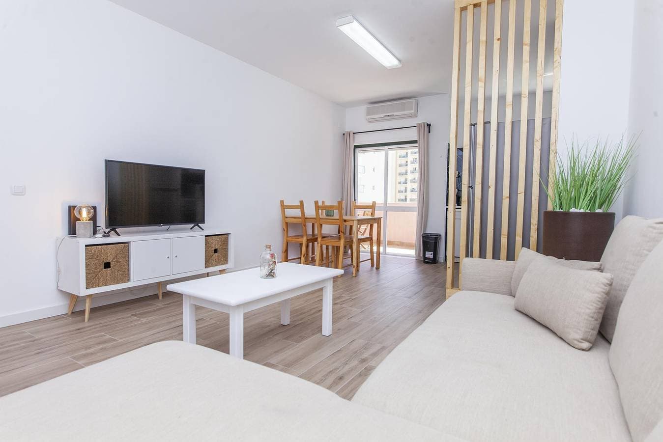 Foto 5 von 34: Ferienwohnung für 3 Personen mit Balkon
