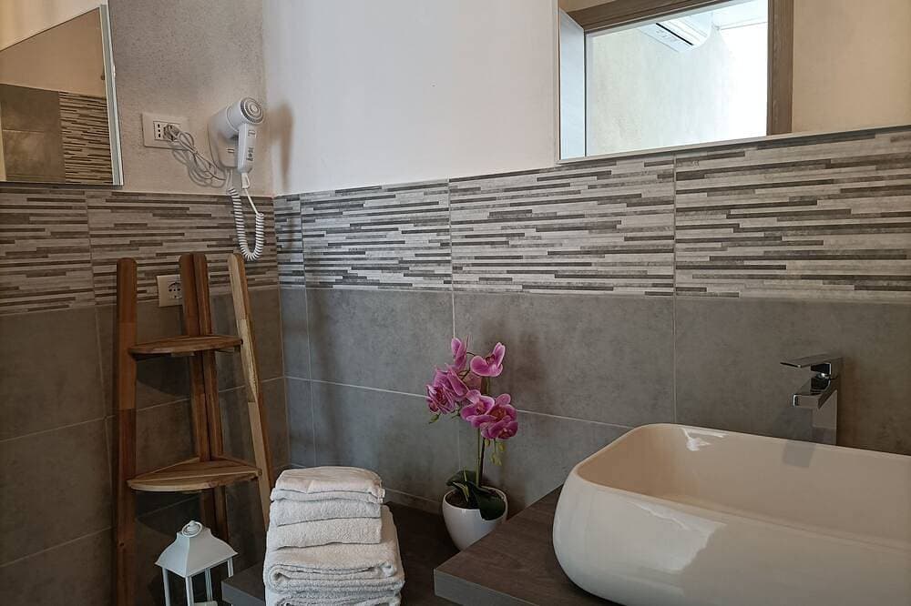 Foto 8 von 12: Il Cedro - double room with garden (no apartment)