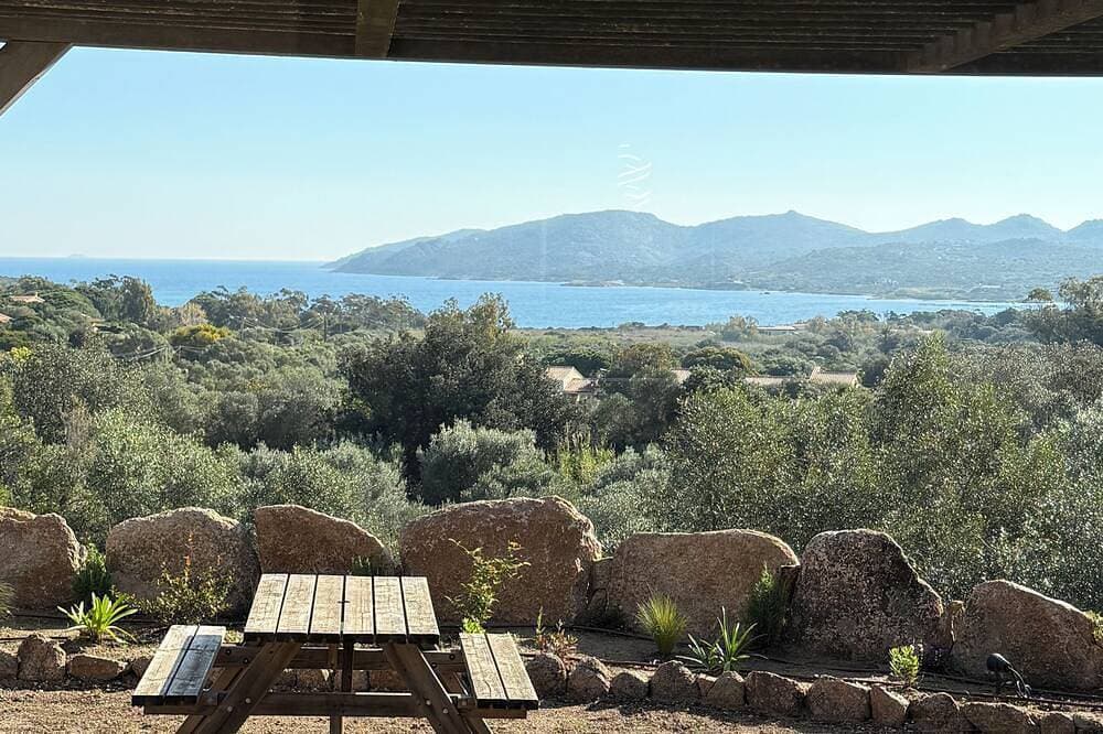 Foto 12 von 30: Bonifacio, Herrliche Meerblick, 800 M Vom Strand Im Golf Von Santa Manza