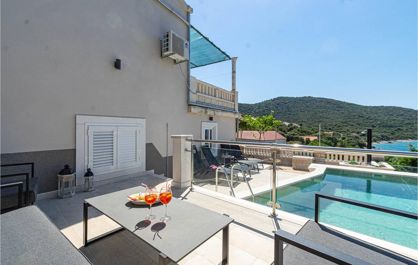 Foto 6 von 38: Reizende 2-Zimmer-Wohnung mit Pool, Terrasse und in Strandnähe
