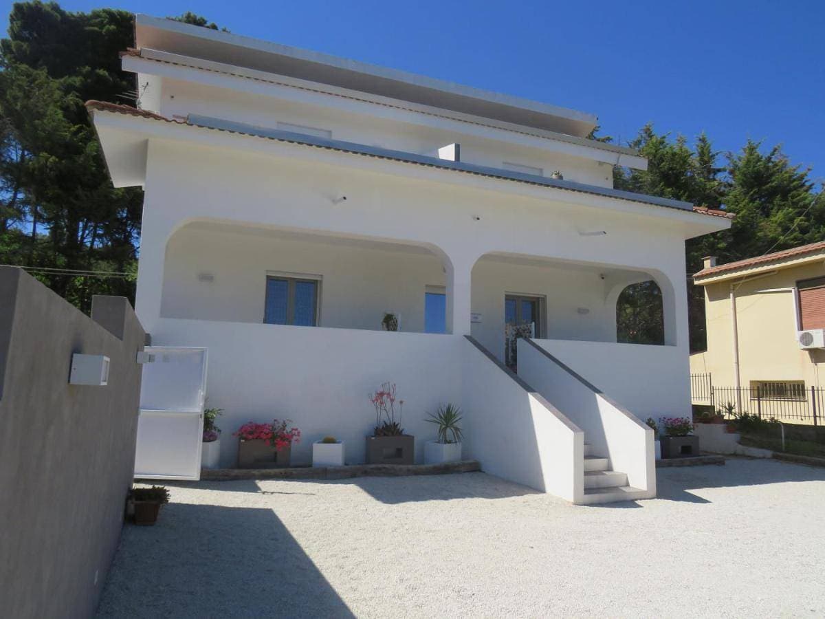 B&B Adenzia 1