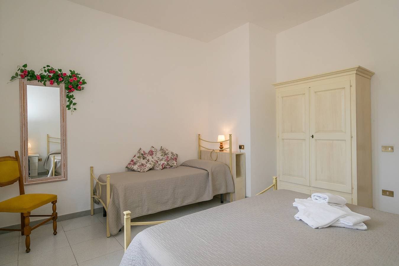 Foto 5 von 22: Bauernhof 'Agriturismo I Debbi - L'Olivo' mit privater Veranda, WLAN und Klimaanlage