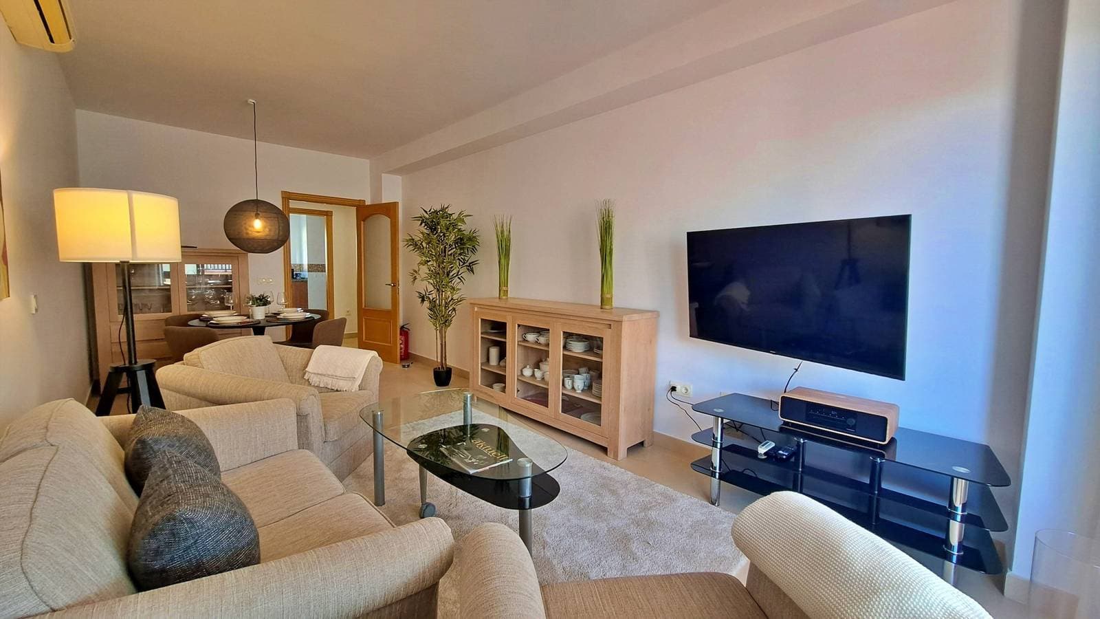 Foto 7 von 33: Apartment 'Baviera Golf' mit Meerblick, WLAN und Klimaanlage