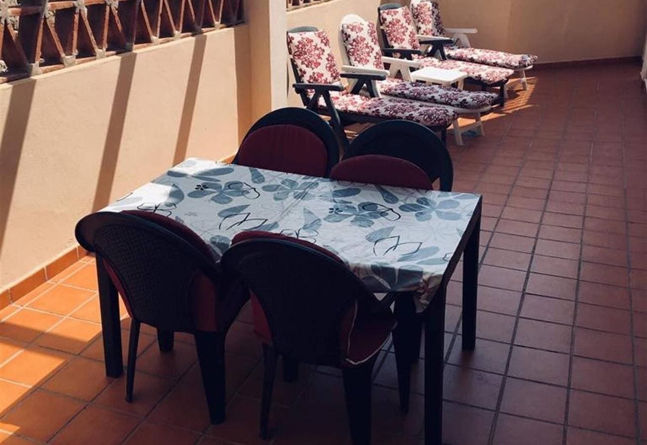 Foto 10 von 28: "Lux Apartm Beauvivir" mit Gemeinschaftspool, Garten und eigener Terrasse