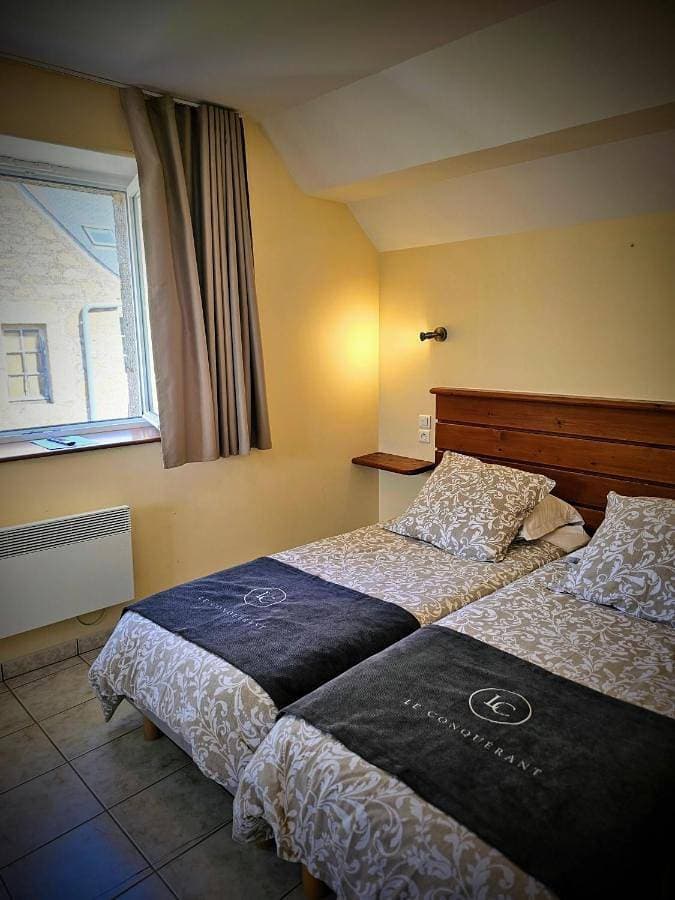 Foto 5 von 15: Double Room with Balcony and Sea View