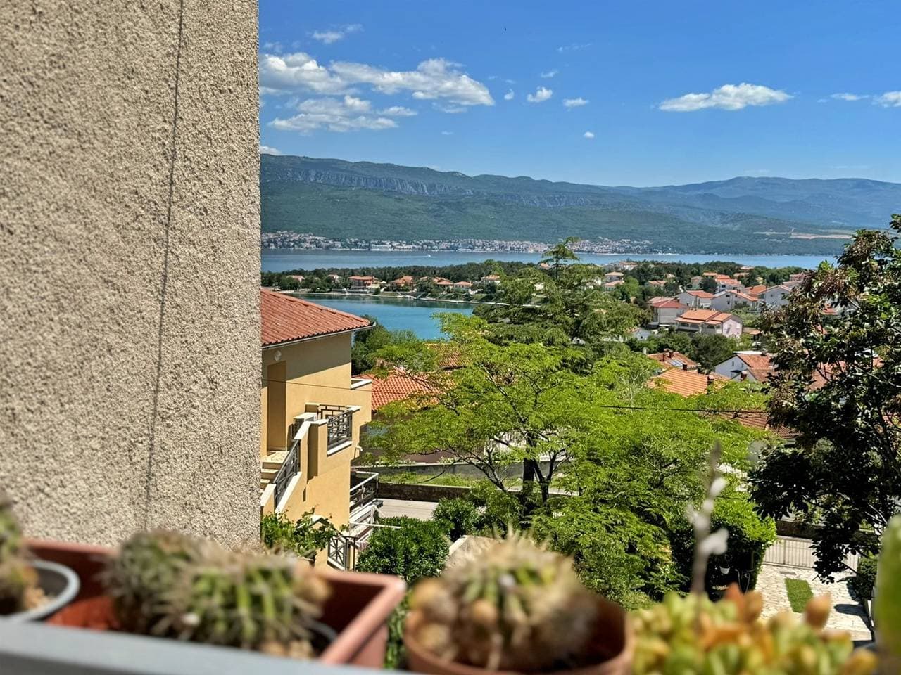 Foto 4 von 29: Studio-Apartment Andjelka - mit Meerblick, ruhige Lage, Küche, Klimaanlage, Grill