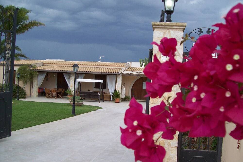 Foto 13 von 30: Villa Orchidea Mit Privatem Pool San Lorenzo- Marzamemi Einige Schritte Vom Meer