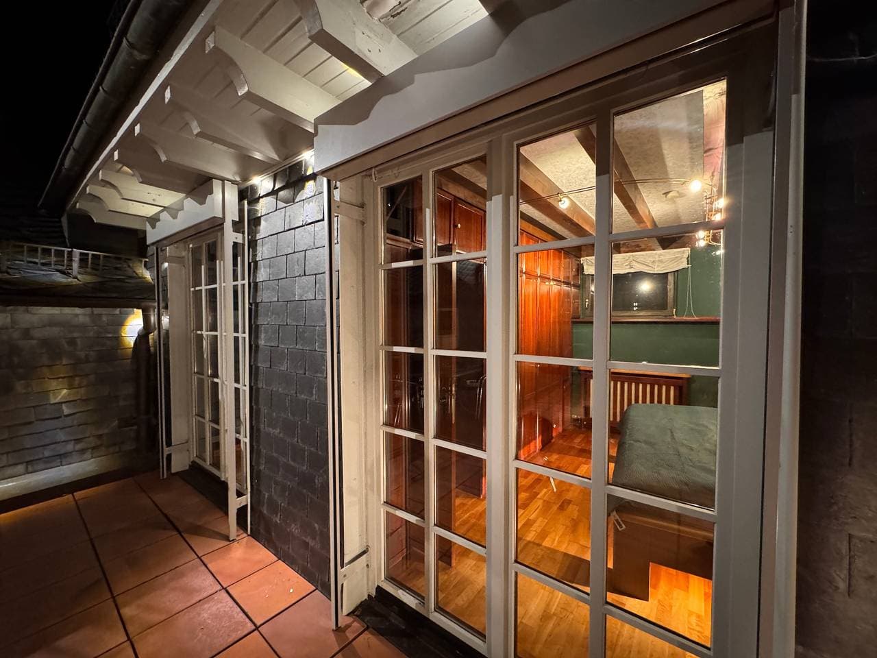 Foto 4 von 44: Ferienhaus „Rooftop unter der Burg“ mit privater Terrasse, Garten und WLAN