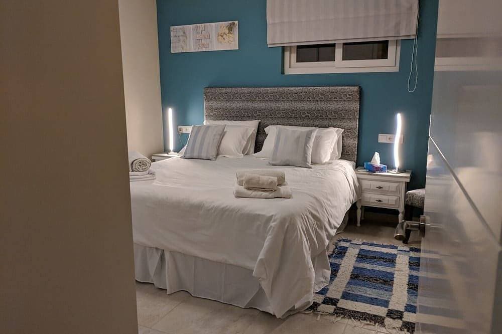 Foto 2 von 30: Große, voll ausgestattete 2-Zimmer-Wohnung mit privatem Pool, in der Nähe von Marbella