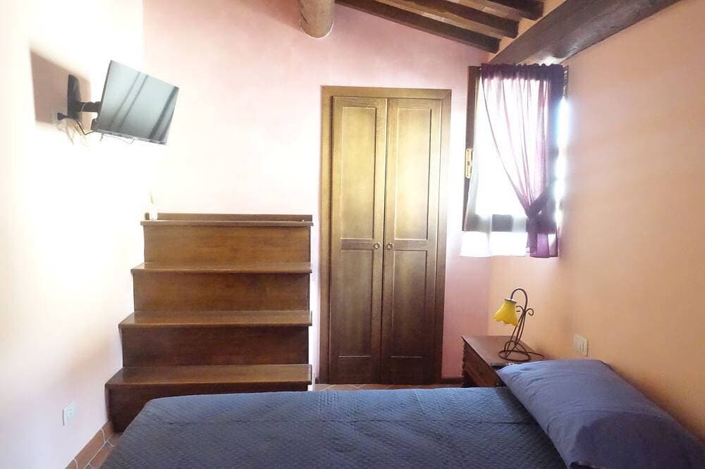 Foto 6 von 27: Cozy apartment in Acquapendente for exploring Tuscia and Tuscany.