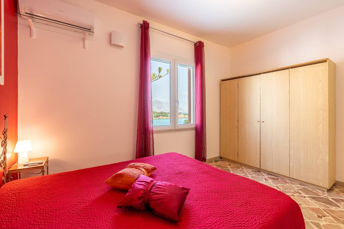 Foto 9 von 34: Ferienwohnung 'Casa Rossa' mit Meerblick, Veranda und WLAN