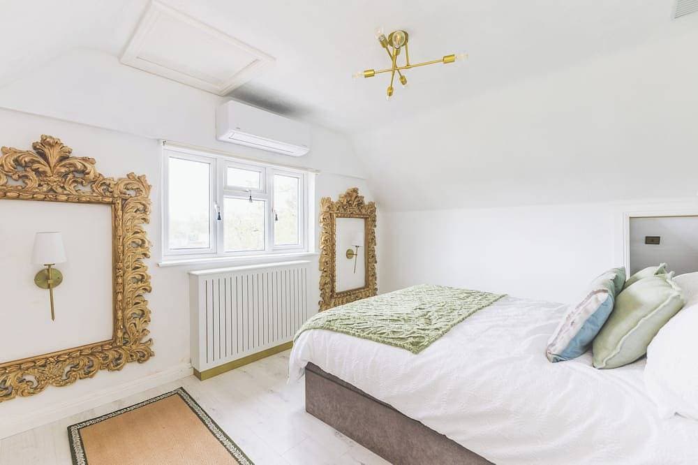 Foto 2 von 25: Charming 2Bdr Bungalow near Heathrow and London