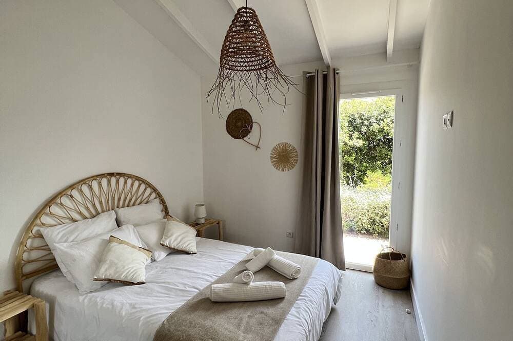 Foto 4 von 30: Cosy accommodation, walking distance to the beach, sea-view patio.