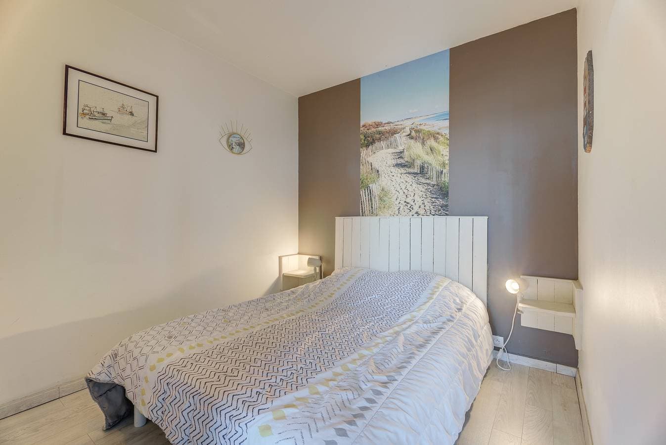 Foto 12 von 28: Charmantes Ferienapartment mit Meerblick, Terrasse und Strandnähe