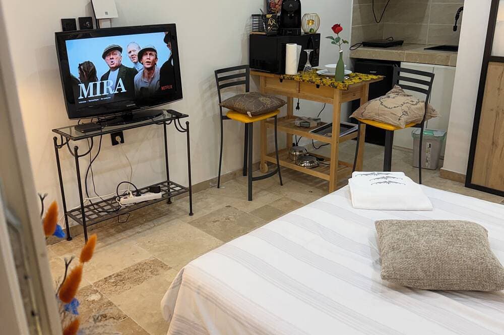 Foto 12 von 30: Fabulous 4-bedroom townhome with AC in charming Rueil-Malmaison