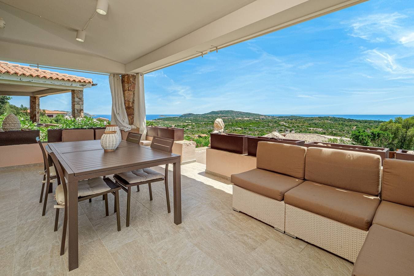 Foto 4 von 32: Villa „Leone“ mit Meerblick, WLAN und Klimaanlage