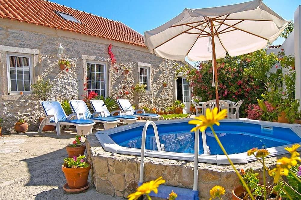 Romantische Villa w / Terrasse und Pool, absolute Privatsphäre 1